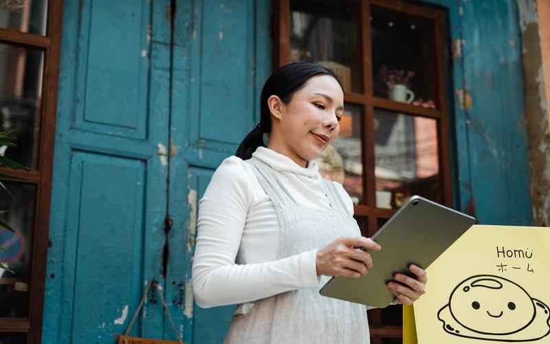 做情人好还是红颜知己好 男人把女人当红颜知己代表什么